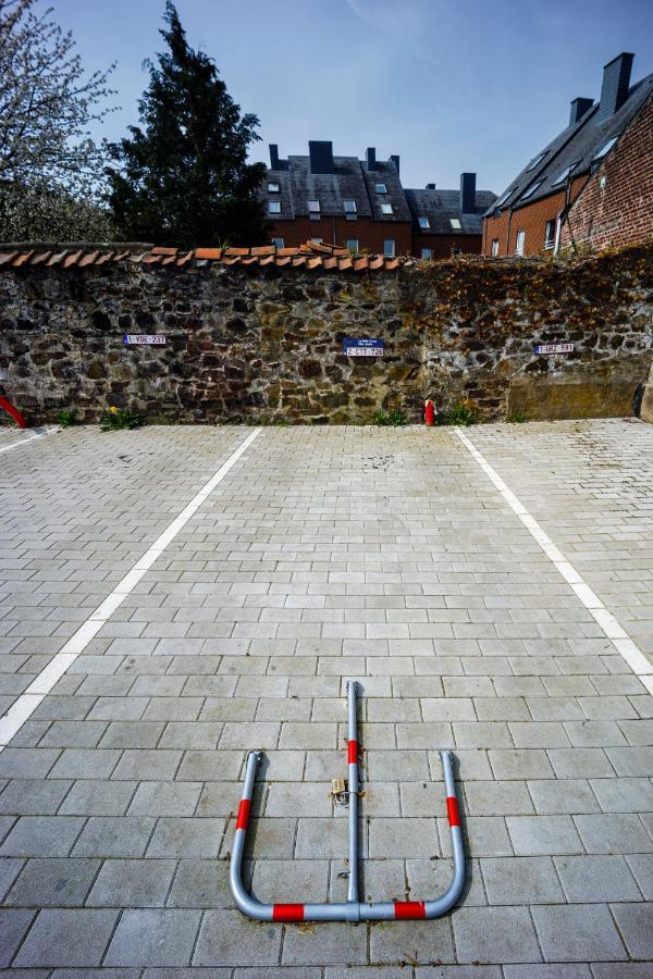 Gite La Petite Ourse - Gite De Charme Citadin Andenne Exteriér fotografie